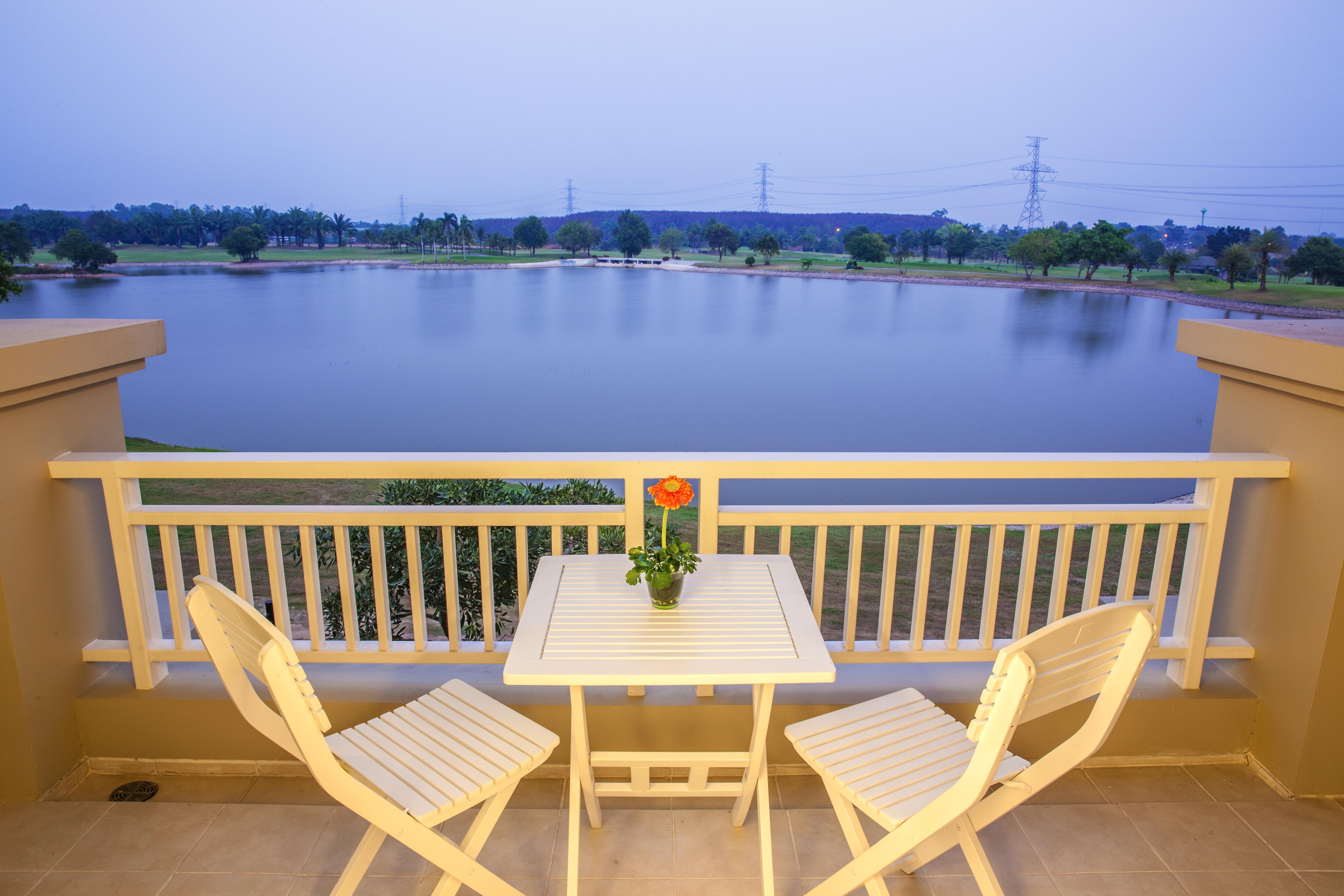 Pattana Sports Resort Si Racha Exterior photo