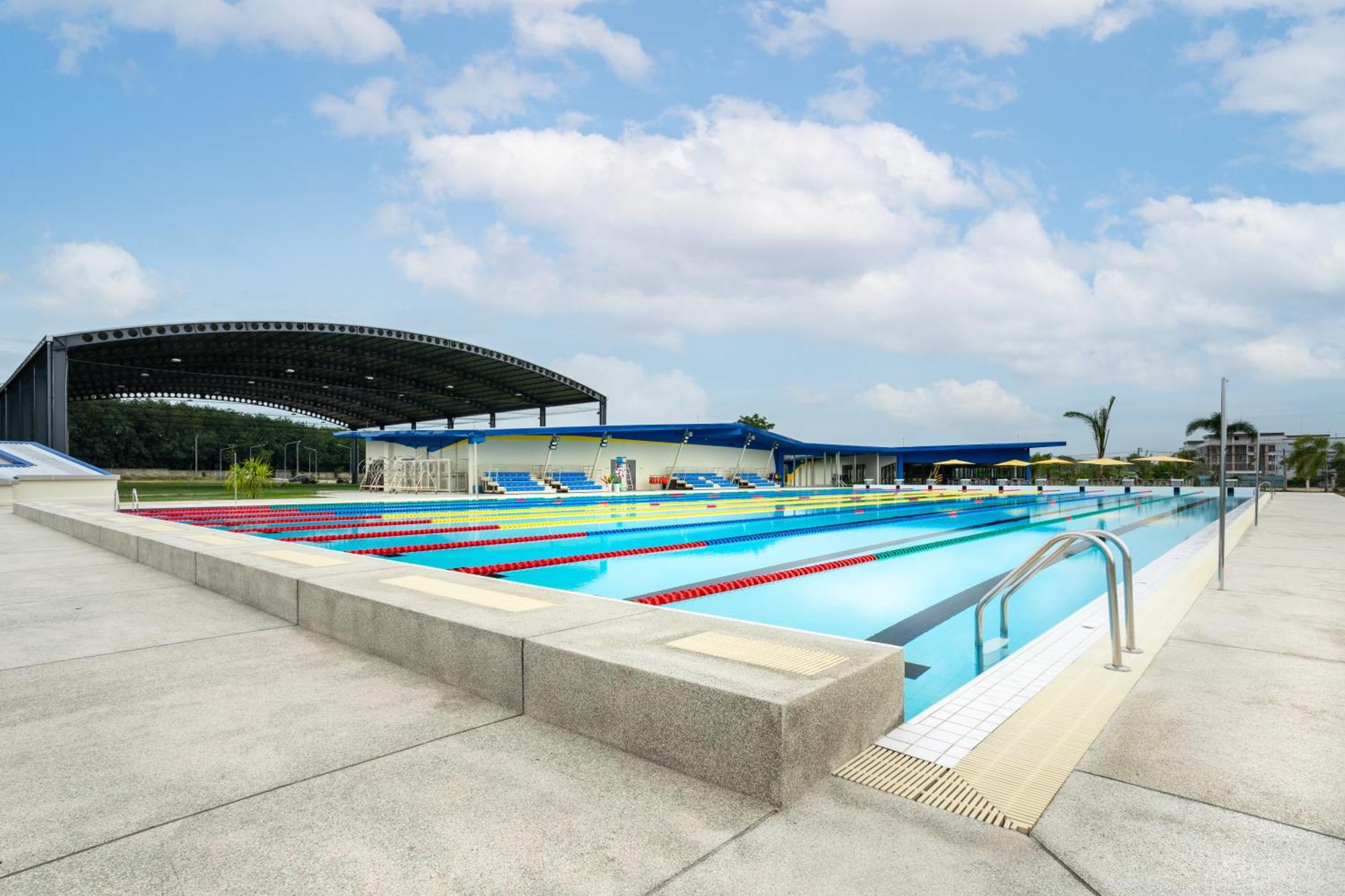 Pattana Sports Resort Si Racha Exterior photo